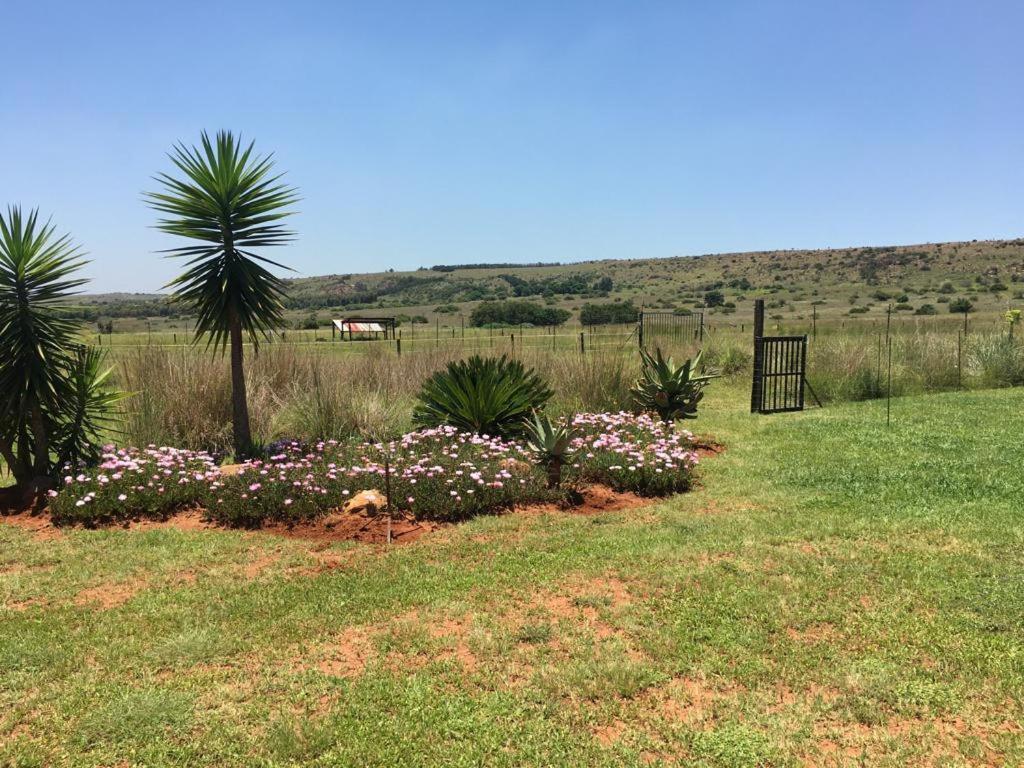 Hotel Sanctuary Life Guest Farm Magaliesburg Exterior foto